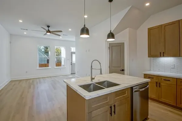 $2,750 | 3738 Bruxelles Street, Unit 3738, New Orleans, LA 70122