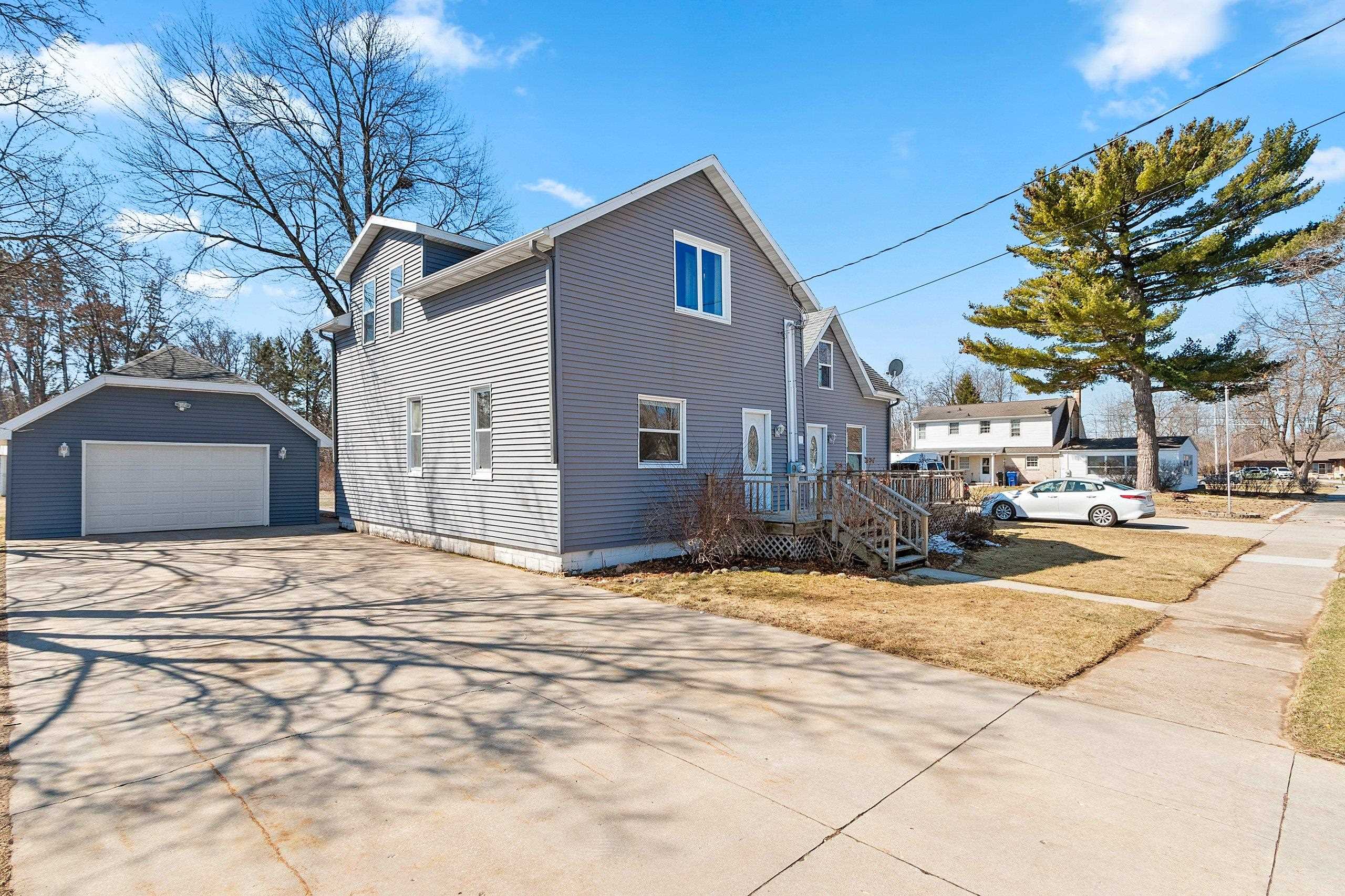 251 Birch Street Peshtigo, WI 54157 - Photo 4 of 72