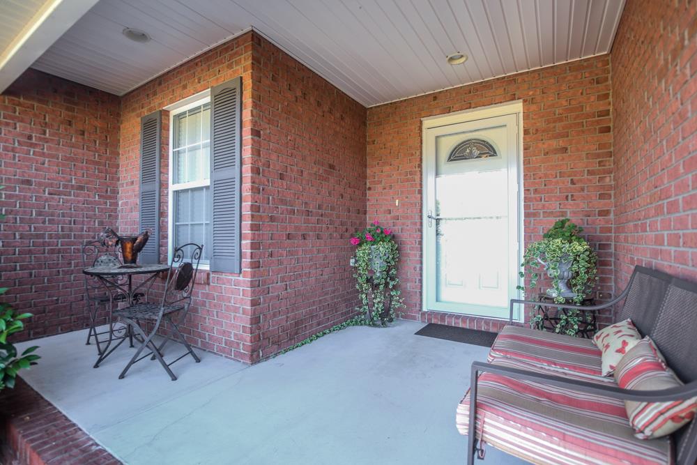 1919 Hills Chapel Road Manchester, TN 37355 - Photo 2 of 17 Oversized Front Porch