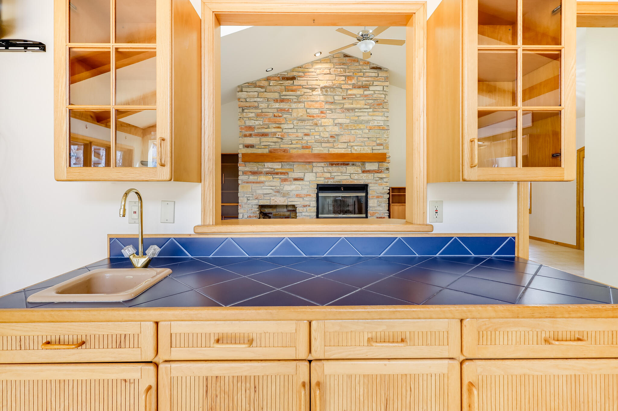 2128 Hunters Ridge Court Manitowoc, WI 54220 - Photo 20 of 71 IMG_7395