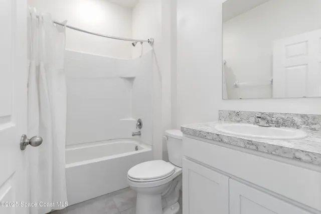 $2,400 | 947 Remington Green Drive Southeast, Palm Bay, FL 32909