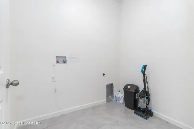 $2,400 | 947 Remington Green Drive Southeast, Palm Bay, FL 32909