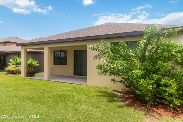 $2,400 | 947 Remington Green Drive Southeast, Palm Bay, FL 32909
