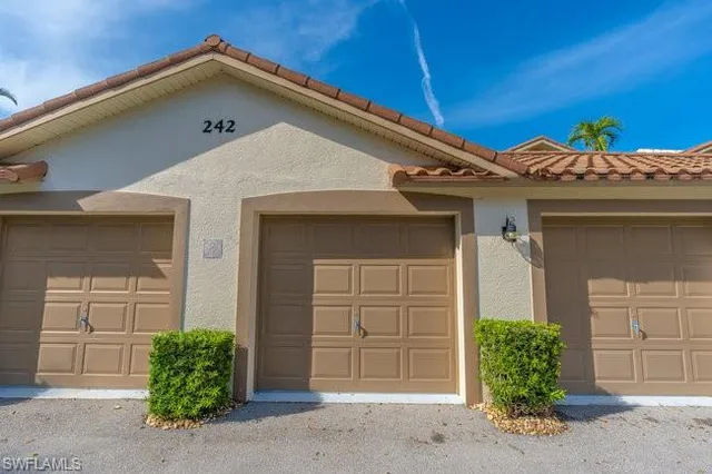 $348,888 | 242 Newport Drive, Unit 502, Naples, FL 34114