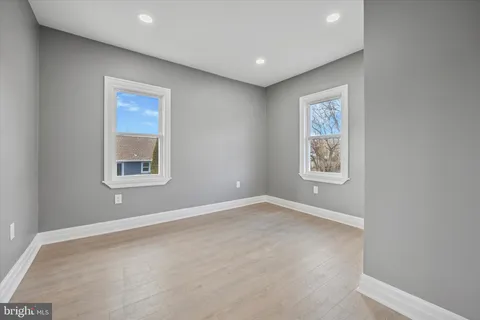 $420,000 | 523 West Glenside Avenue, Glenside, PA 19038