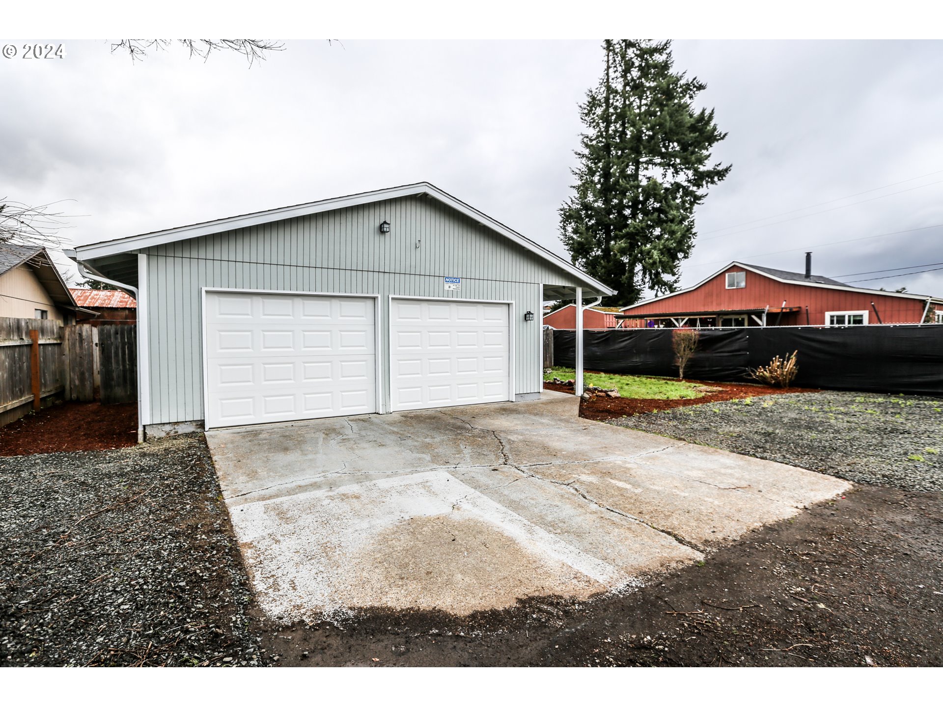 5029 D Street Springfield, OR 97478 - Photo 3 of 22 a view of house and outdoor space