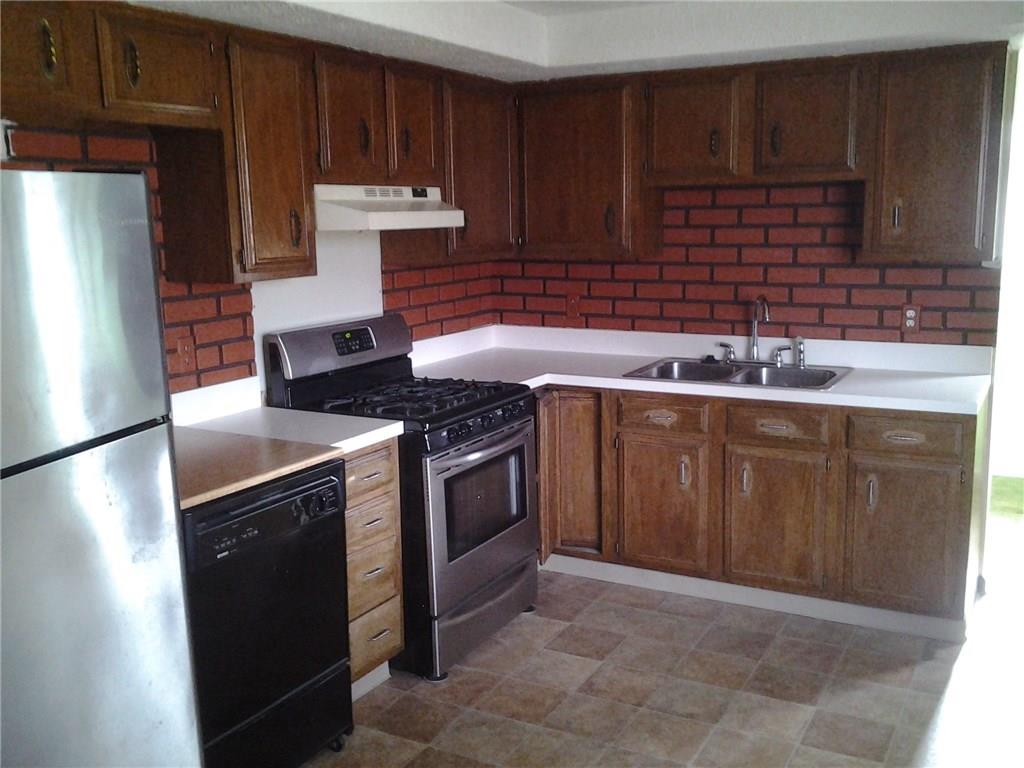 2182 Country Club Road Mooresville, IN 46158 - Photo 4 of 11 Gallery Image 4