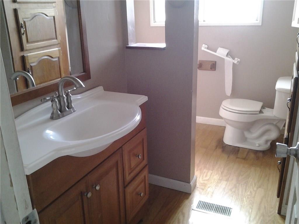 2182 Country Club Road Mooresville, IN 46158 - Photo 9 of 11 Gallery Image 9