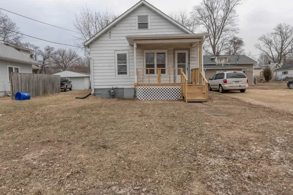 $109,000 | 2914 Sewell Street, Rockford, IL 61109