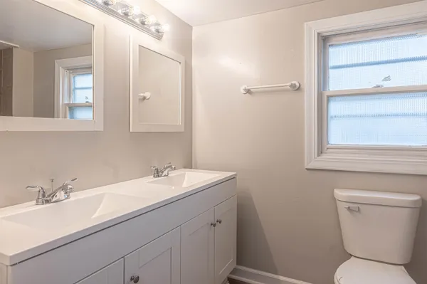 $109,000 | 2914 Sewell Street, Rockford, IL 61109