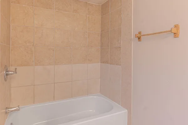 $109,000 | 2914 Sewell Street, Rockford, IL 61109