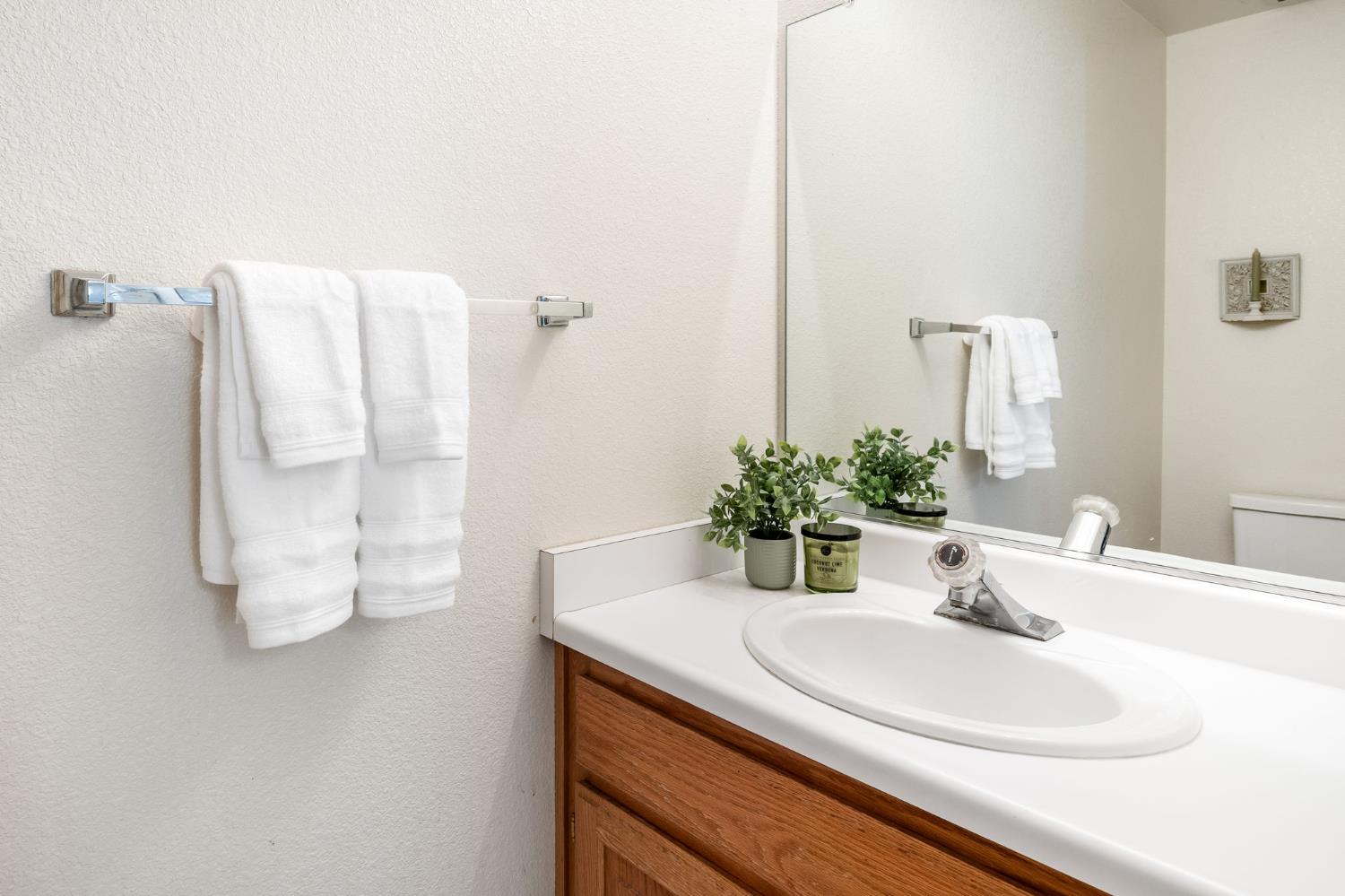 1495 Portola Valley Road Yuba City, CA 95993 - Photo 38 of 43