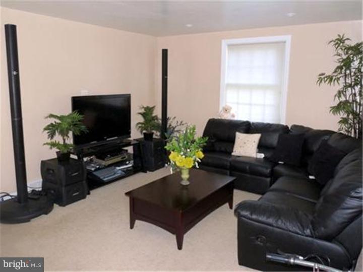 352 Lynn Road Springfield, PA 19064 - Photo 15 of 15