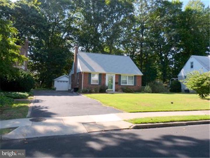 352 Lynn Road Springfield, PA 19064 - Photo 5 of 15
