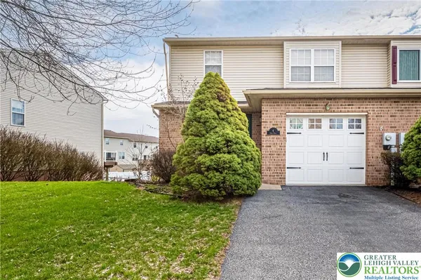 $370,000 | 4 Olde Penn Drive, Easton, PA 18045