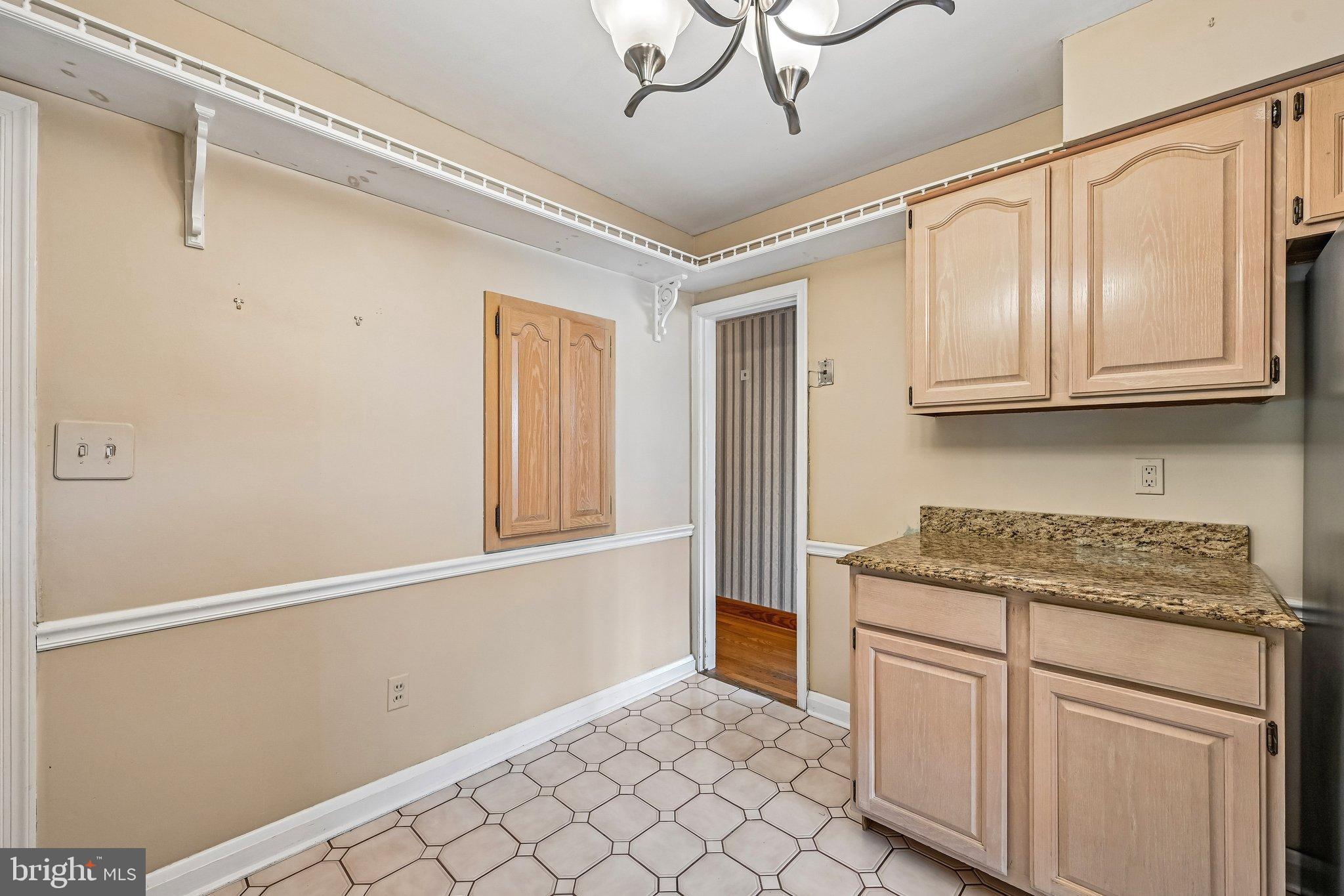18 North Reed Street Bel Air, MD 21014 - Photo 11 of 40 Kit Ceramic Tile Fl