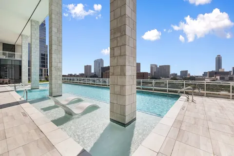 $2,295,000 | 1409 Post Oak Boulevard, Unit 2702, Houston, TX 77056