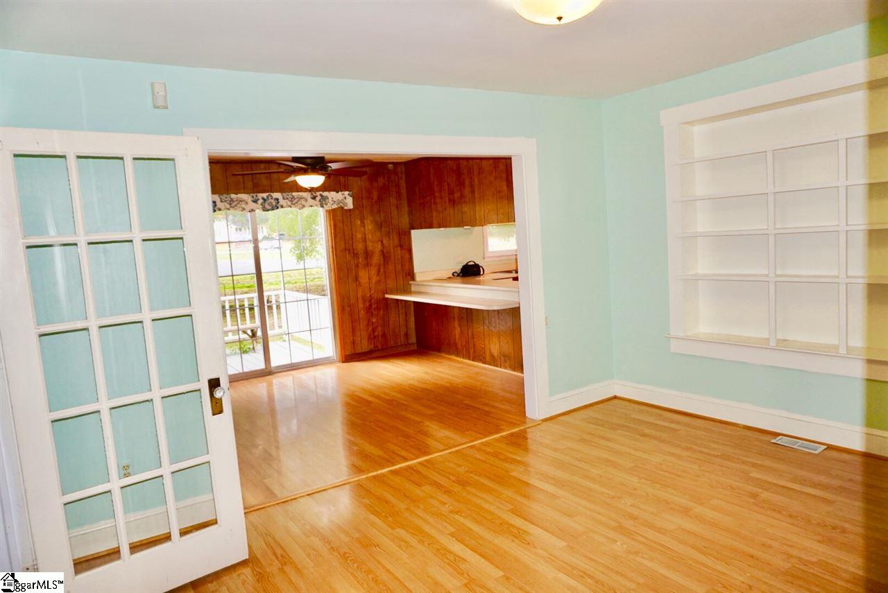 68 Matlock Circle Greer, SC 29651 - Photo 12 of 35 Gallery Image 12