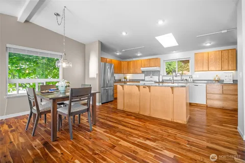 $1,050,000 | 8037 Chinook Way, Blaine, WA 98230
