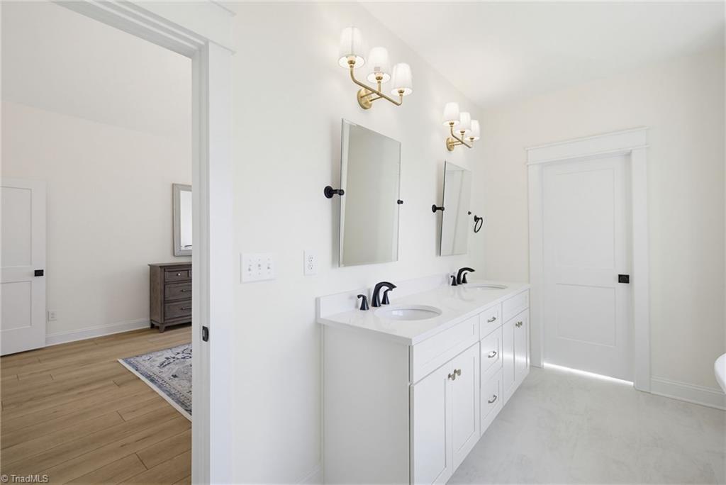 769 Morris Road Winston-Salem, NC 27101 - Photo 25 of 48 Primary Bath