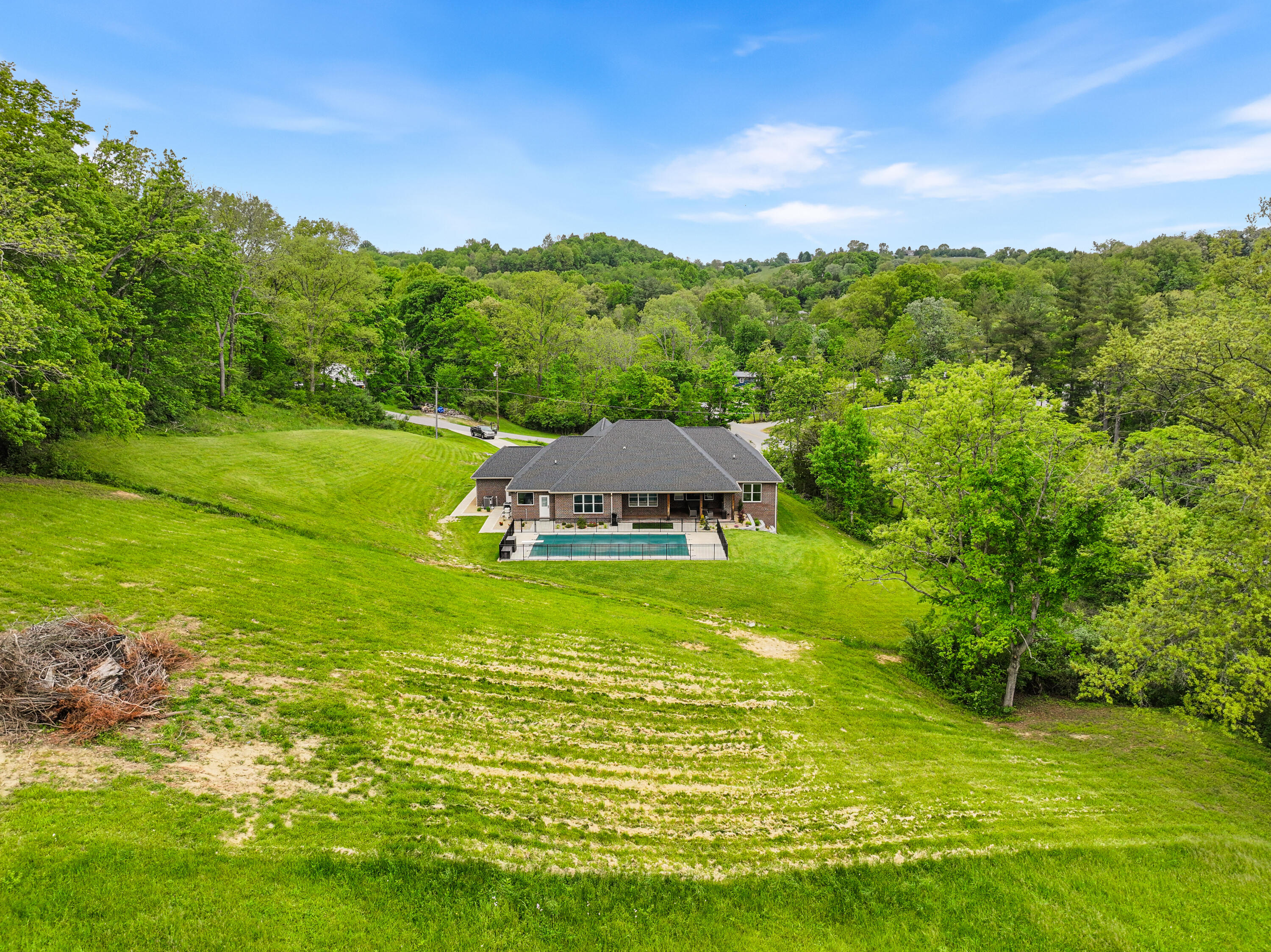 2583 Nelson Road Melbourne, KY 41059 - Photo 40 of 45 DJI_20260506023155_0129_D