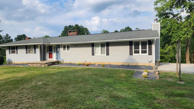 $2,100,000 | 11213 Yellow Bank Road, Laurel, IN 47024