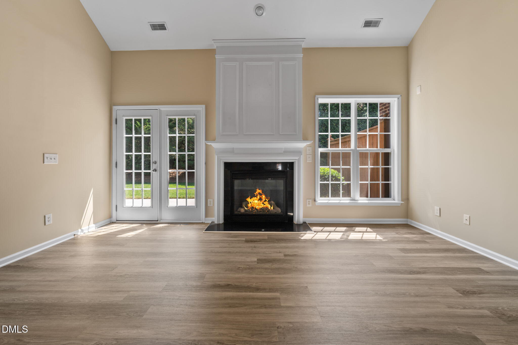 5106 Kate Denson Way Raleigh, NC 27612 - Photo 30 of 63 Living room (5)