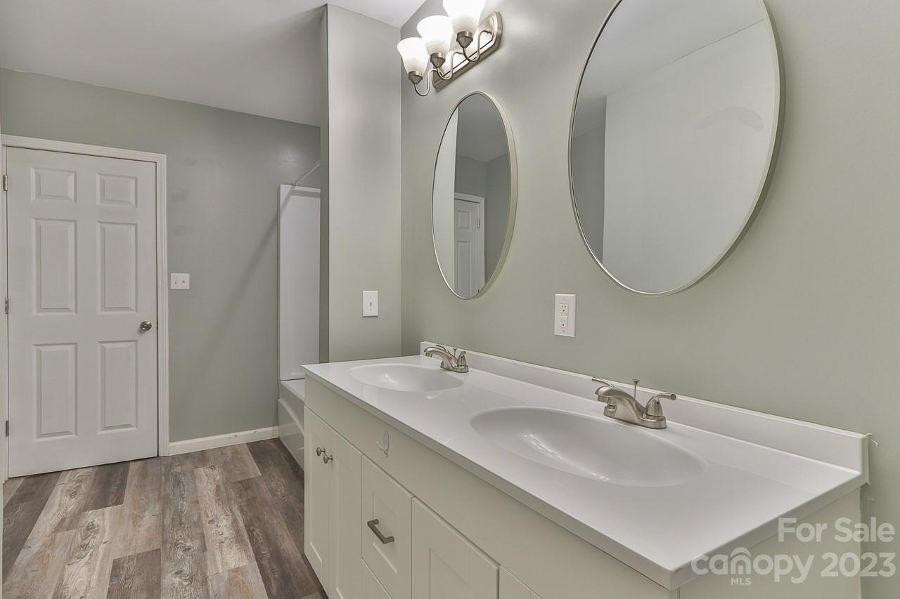809 Connelly Springs Road Lenoir, NC 28645 - Photo 15 of 23 Gallery Image 15