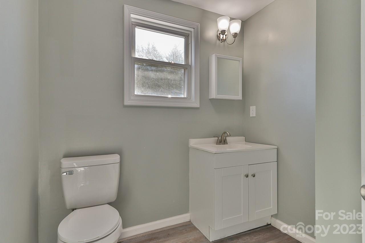 809 Connelly Springs Road Lenoir, NC 28645 - Photo 22 of 23 Gallery Image 22