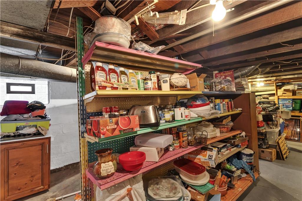 213 Whittier Street Vandergrift, PA 15690 - Photo 29 of 37 a view of store