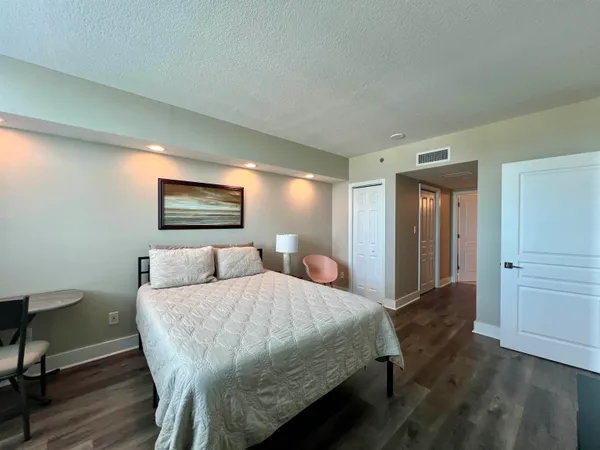 $339,000 | 300 South Duval Street, Unit 1705, Tallahassee, FL 32301