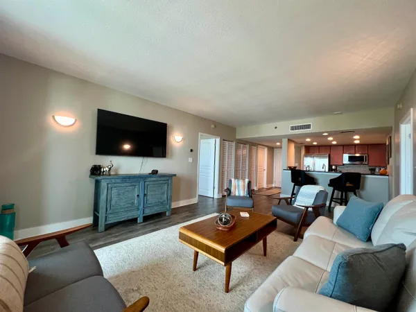 $339,000 | 300 South Duval Street, Unit 1705, Tallahassee, FL 32301