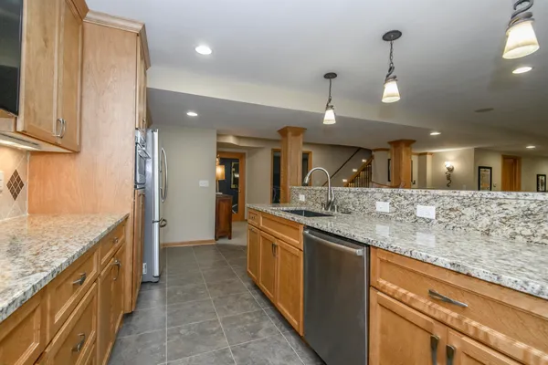 $1,125,000 | 18840 Saratoga Court, Brookfield, WI 53045