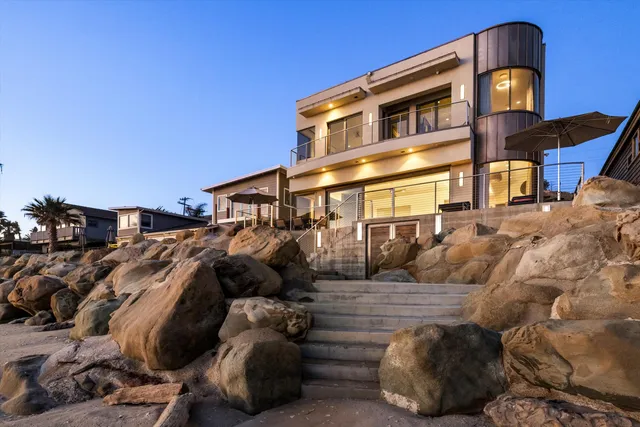 $7,900,000 | 6768 Breakers Way, Ventura, CA 93001