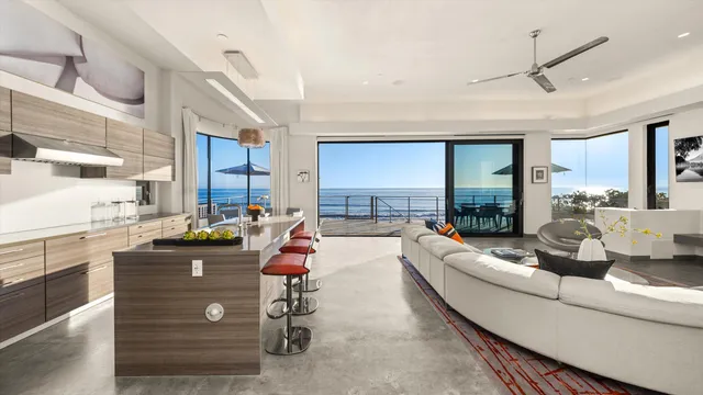 $7,900,000 | 6768 Breakers Way, Ventura, CA 93001