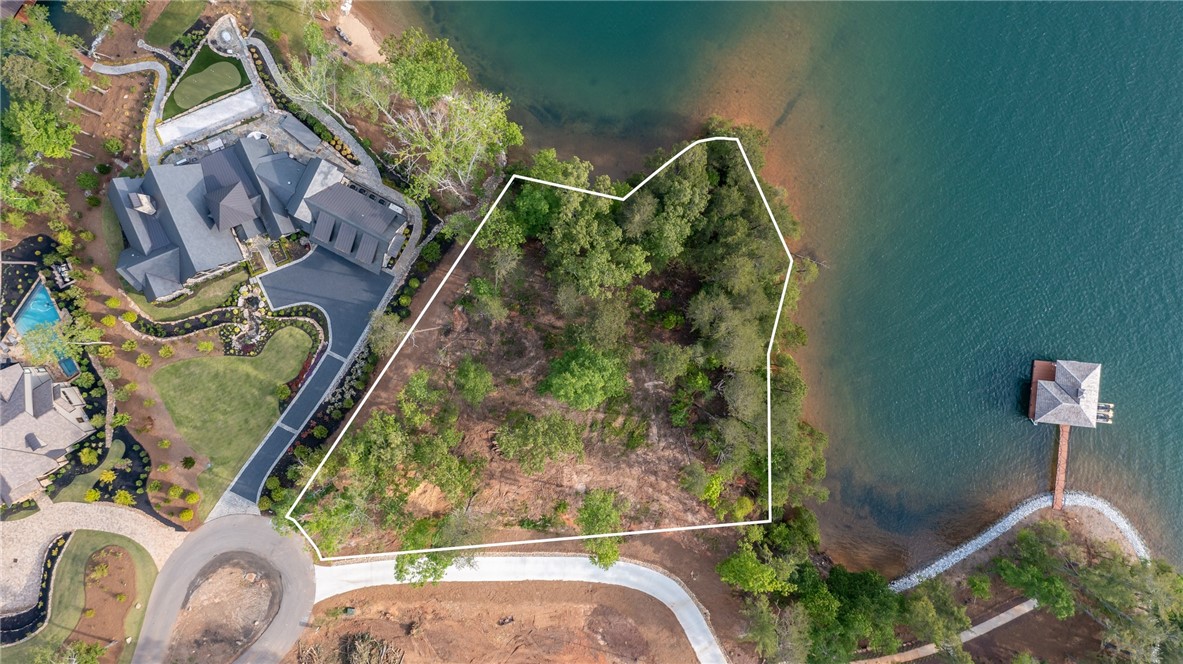 473 Peninsula Ridge Sunset, SC 29685 - Photo 2 of 9