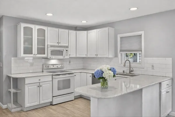 $539,000 | 62 Fairway Drive, Unit 62, Plymouth, MA 02360