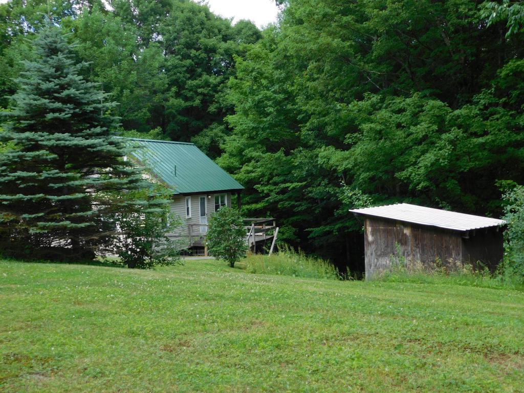 74 Trail Road Putney, VT 05346 - Photo 5 of 14