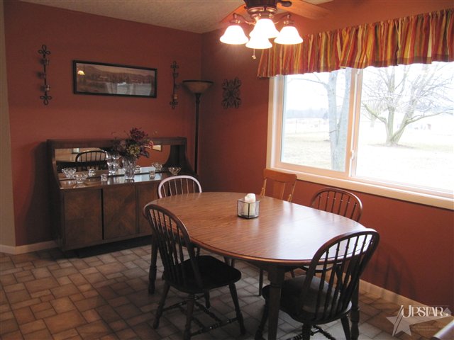 4714 West Wallen Road Fort Wayne, IN 46818 - Photo 11 of 30 Gallery Image 11