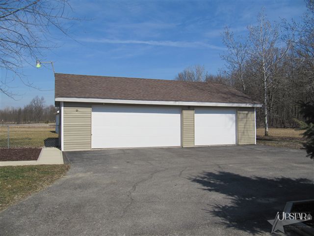 4714 West Wallen Road Fort Wayne, IN 46818 - Photo 22 of 30 Gallery Image 22