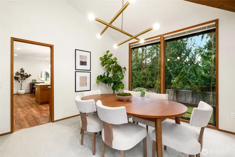 $1,420,000 | 2518 Sahalee Drive East, Sammamish, WA 98074