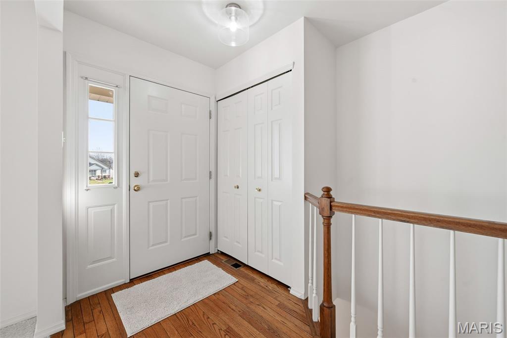 1833 Baxter Ridge Drive Chesterfield, MO 63017 - Photo 6 of 51