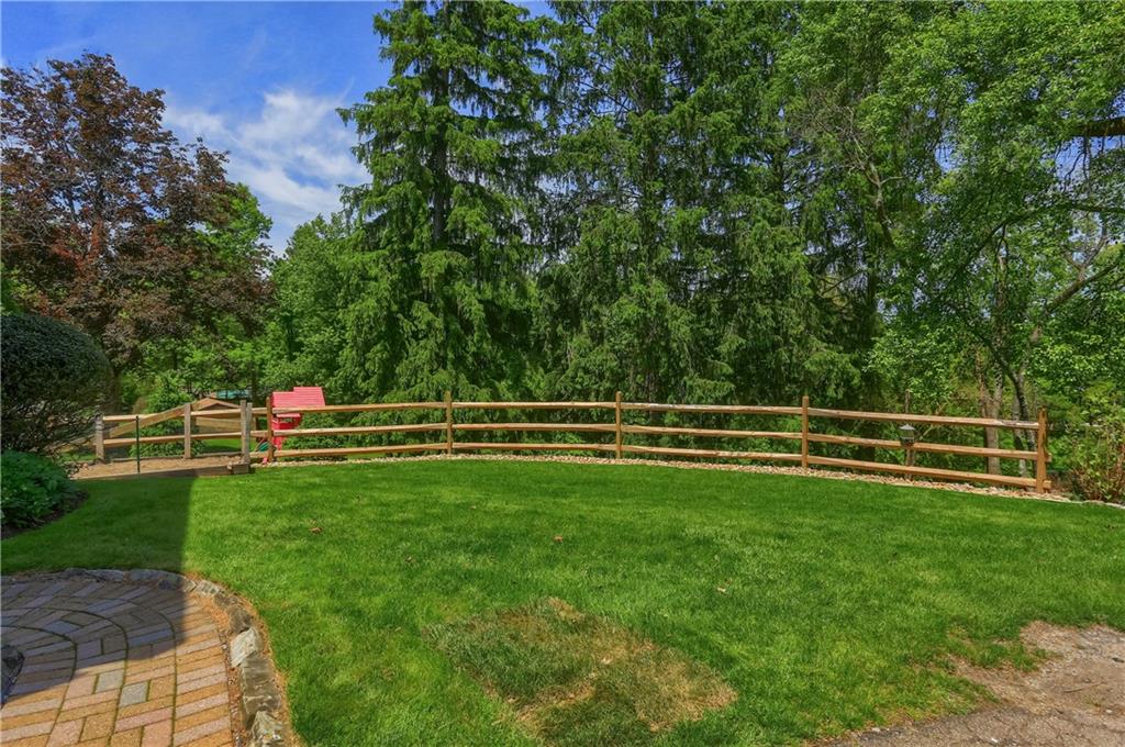 1737 Beaver Grade Road Coraopolis, PA 15108 - Photo 40 of 46 Gallery Image 40