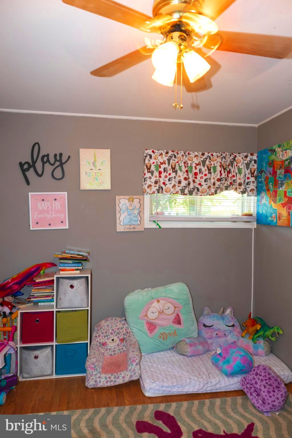 12 Quickset Road Levittown, PA 19057 - Photo 16 of 34 Gallery Image 16