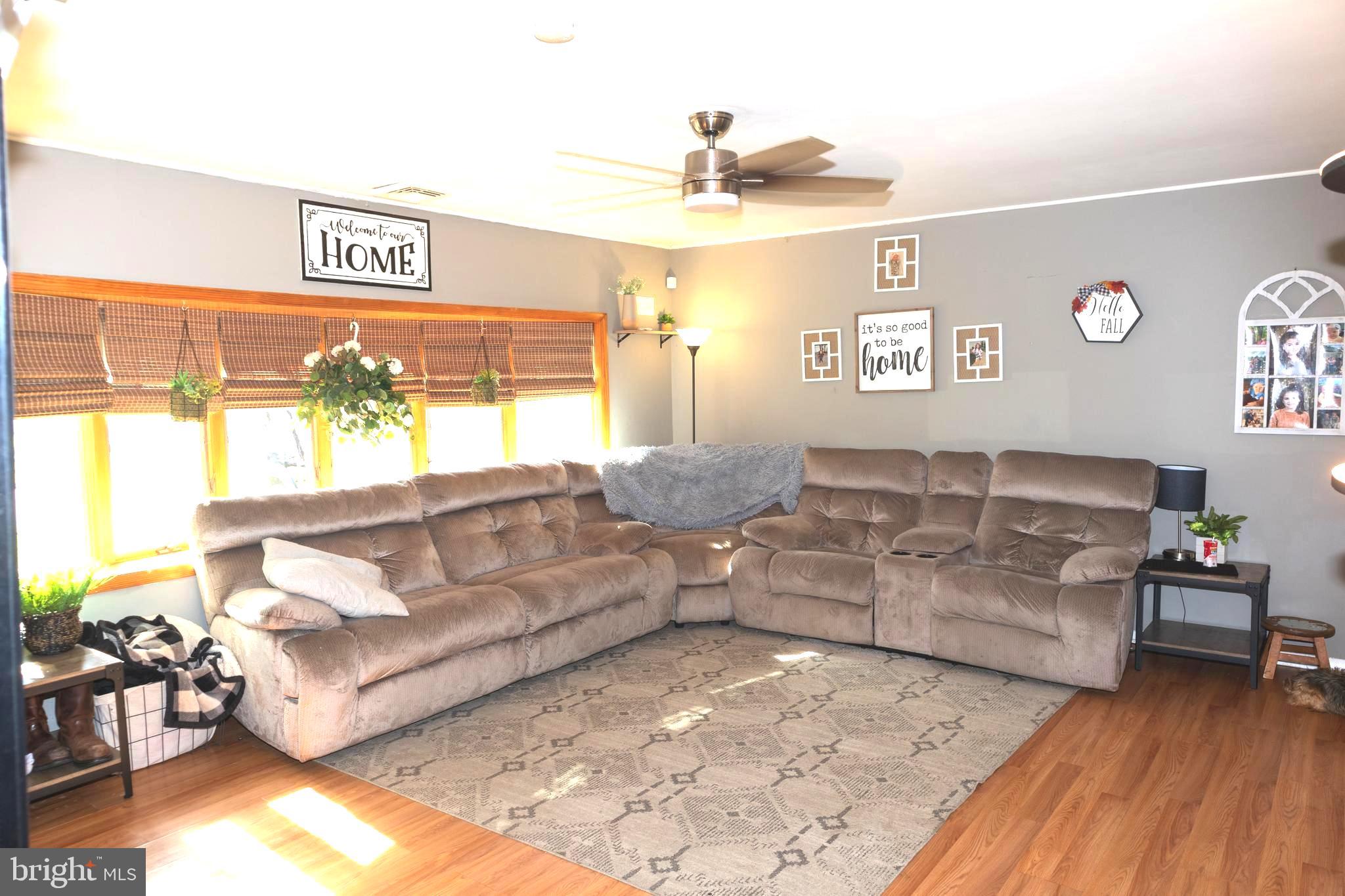 12 Quickset Road Levittown, PA 19057 - Photo 7 of 34 Gallery Image 7