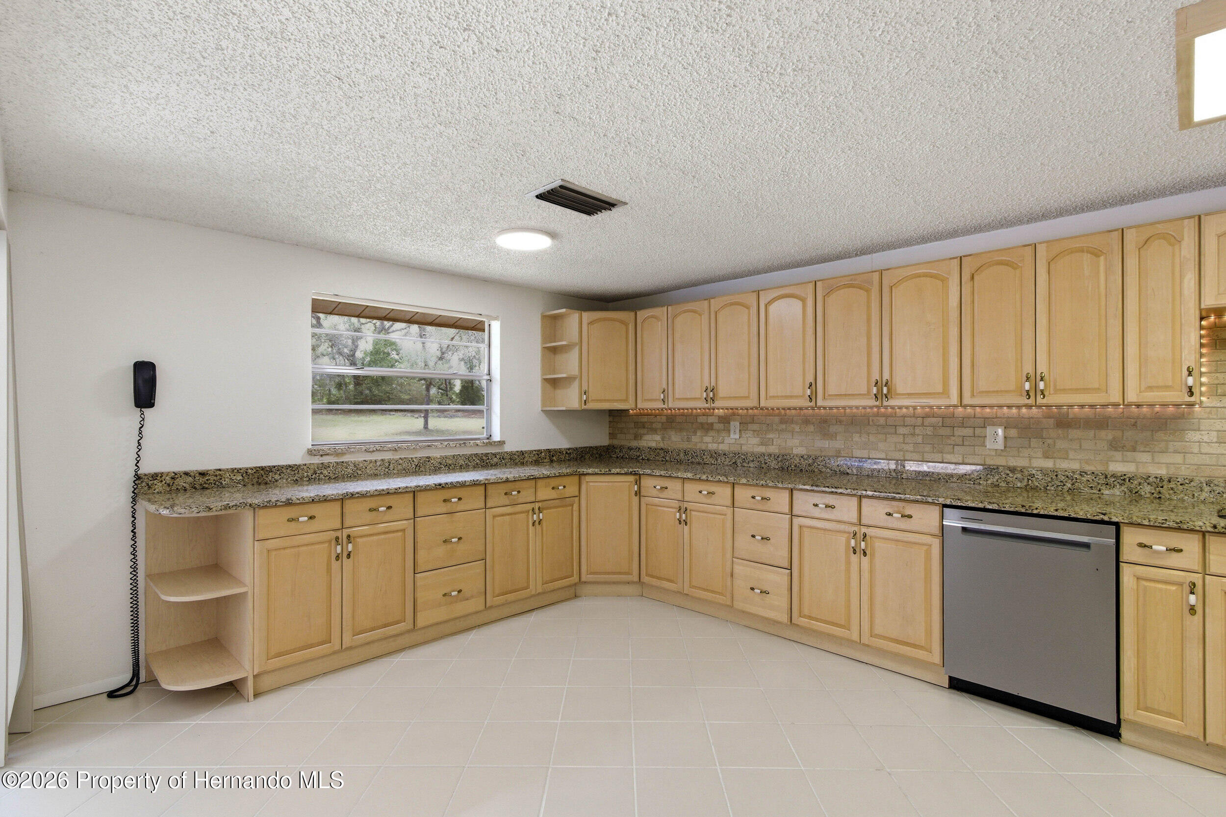 9012 Erma Road Brooksville, FL 34613 - Photo 19 of 77 Gallery Image 19