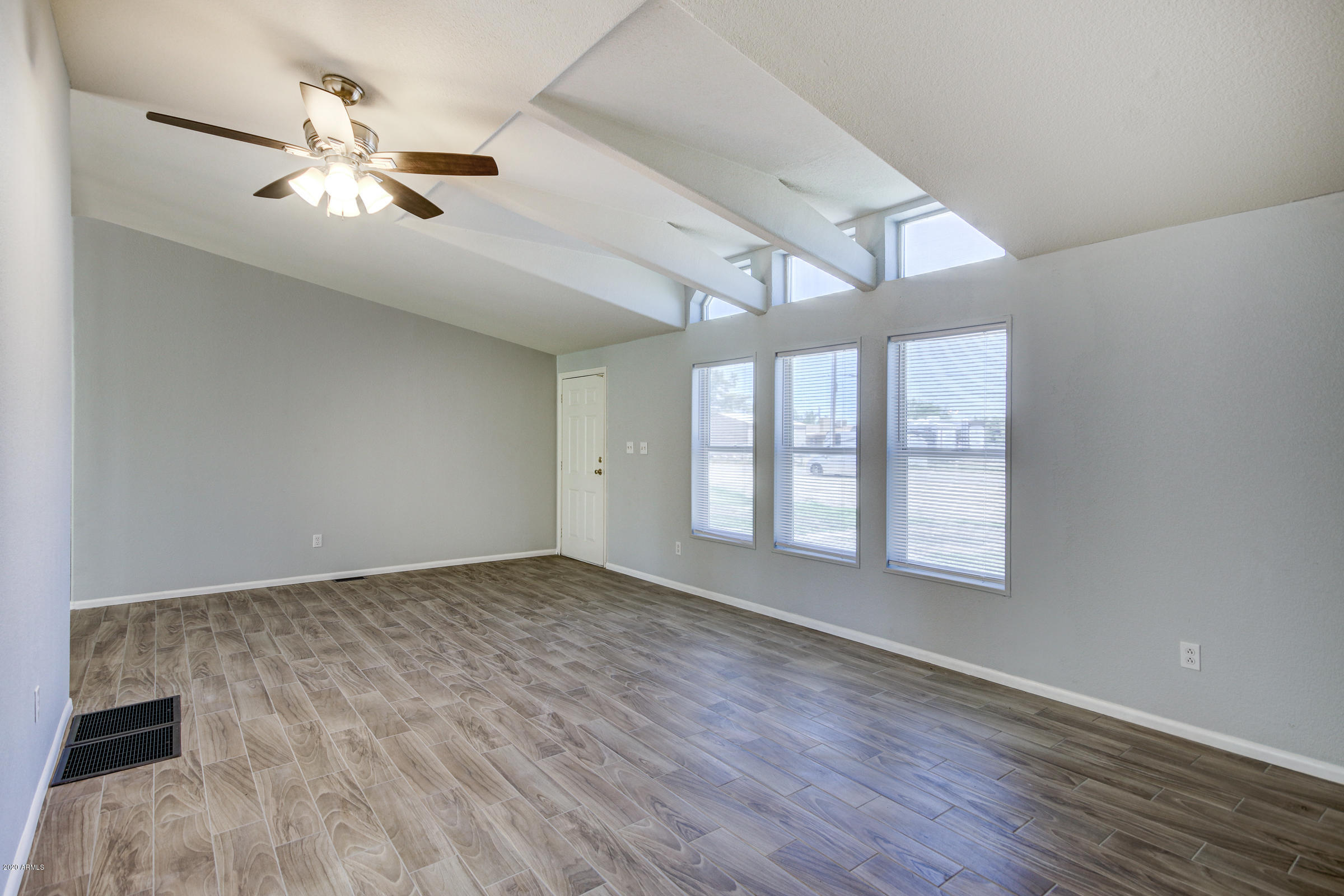 16628 East Ryan Road Gilbert, AZ 85297 - Photo 13 of 49 16628 E Ryan Rd-13