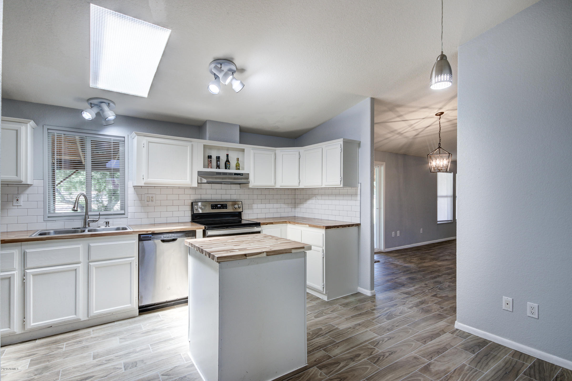 16628 East Ryan Road Gilbert, AZ 85297 - Photo 14 of 49 16628 E Ryan Rd-14