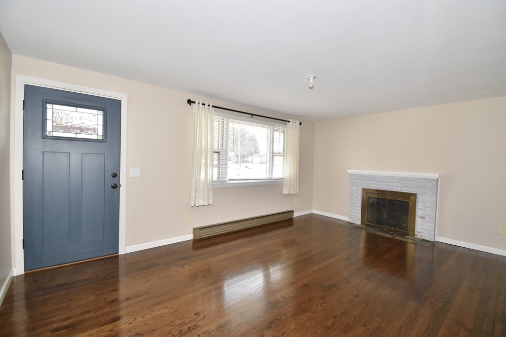 170 Blanche Street Springfield, MA 01119 - Photo 8 of 32 Gallery Image 8