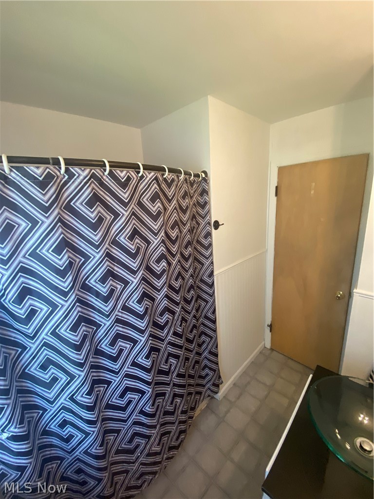 30301 Barjode Road Willowick, OH 44095 - Photo 12 of 22